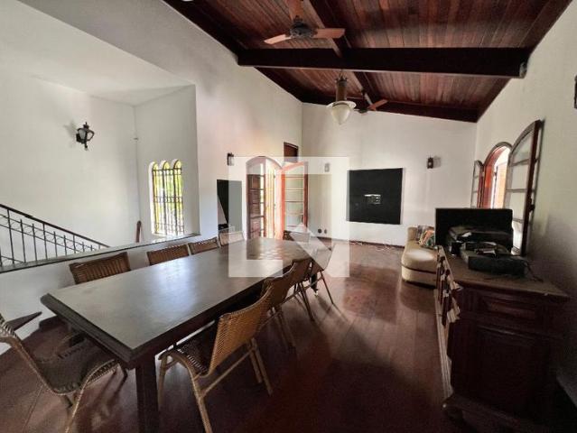 Casa aluguel em Região Geográfica Imediata do Rio de Janeiro, Região Metropolitana do Rio de Janeiro