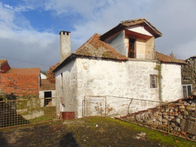 Casa venda em Fiolhoso, Vila Real