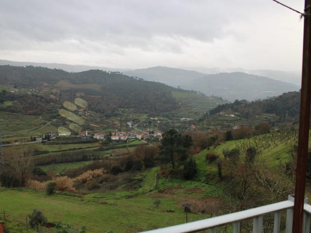 Casa venda em Loivos da Ribeira e Tresouras, Baião