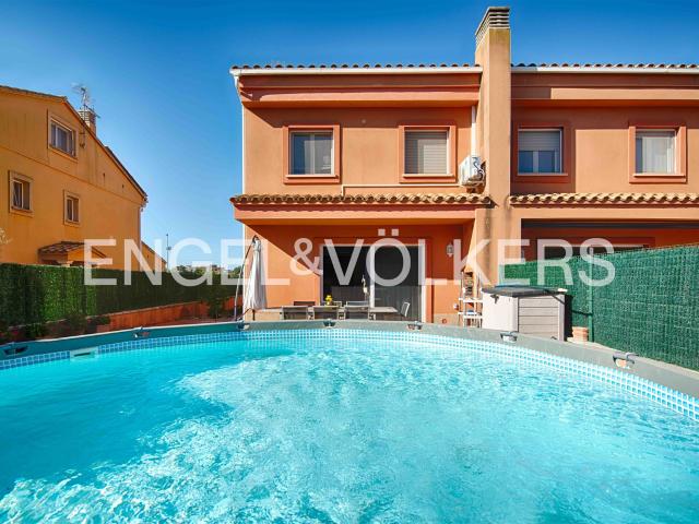 Casa en venta en Alt Empordà, Catalunya