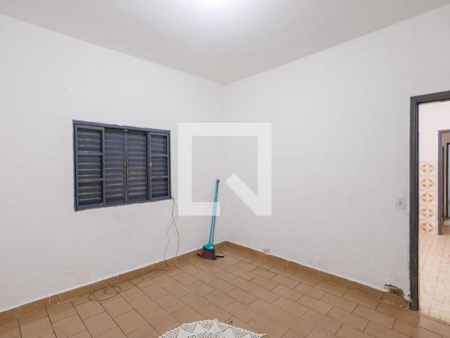Casa aluguel em Região Imediata de Taubaté-Pindamonhangaba, Região Metropolitana do Vale do Paraíba e Litoral Norte