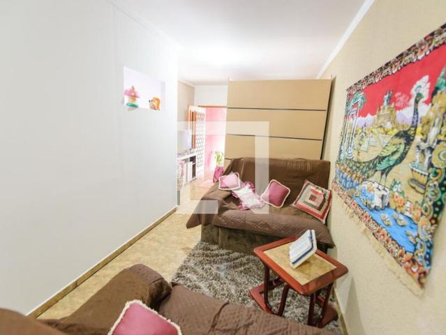 Casa aluguel em Região Imediata de Taubaté-Pindamonhangaba, Região Metropolitana do Vale do Paraíba e Litoral Norte
