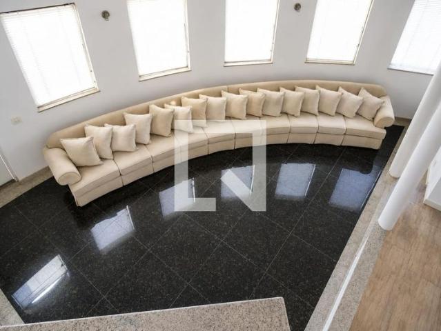 Casa aluguel em Região Imediata de Taubaté-Pindamonhangaba, Região Metropolitana do Vale do Paraíba e Litoral Norte