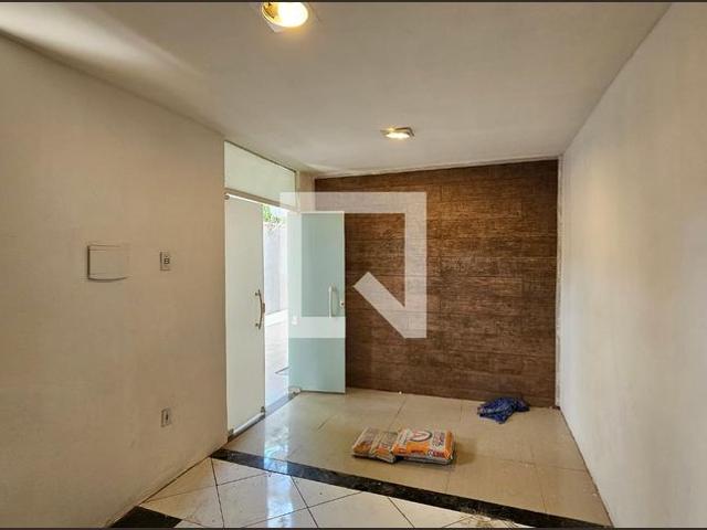 Casa aluguel em Região Geográfica Imediata do Rio de Janeiro, Região Metropolitana do Rio de Janeiro