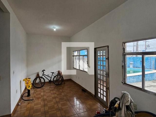 Casa aluguel em Região Geográfica Imediata do Rio de Janeiro, Região Metropolitana do Rio de Janeiro