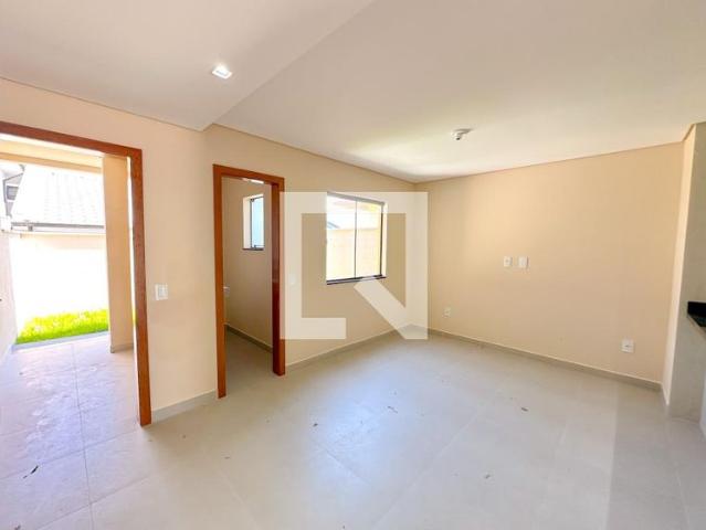Casa aluguel em Região Geográfica Imediata de Florianópolis, São José
