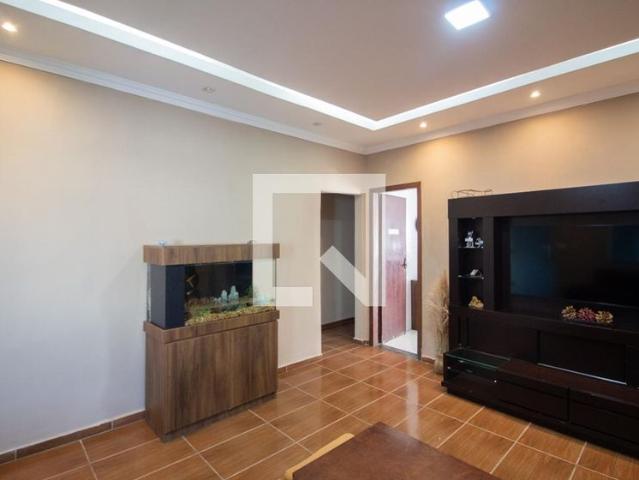 Casa aluguel em Região Geográfica Imediata de Belo Horizonte, Região Metropolitana de Belo Horizonte