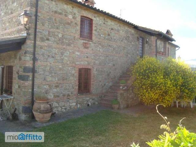 Villa Indipendente in affitto a Acquapendente, Lazio