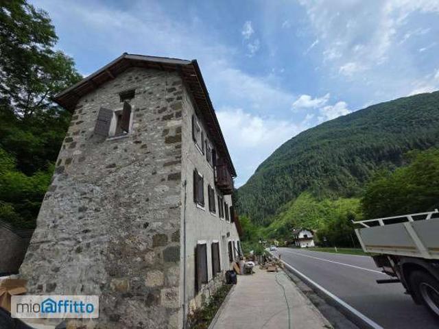 Villa Indipendente in affitto a La Valle Agordina, Veneto