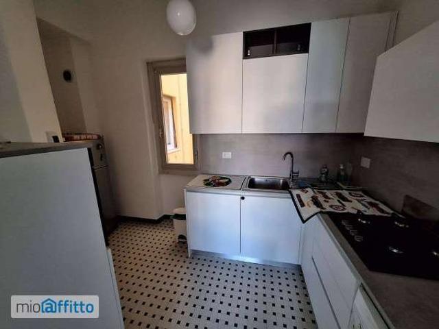 Villa Indipendente in affitto a Levante, Serra Riccò