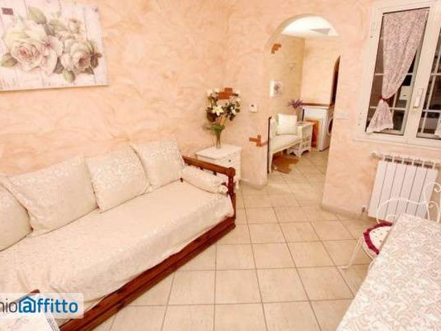 Villa Indipendente in affitto a Municipio Roma XIII, Roma Capitale