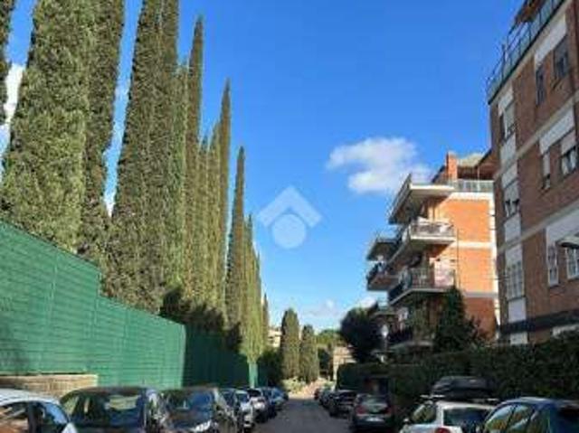 Villa Indipendente in affitto a Municipio Roma XIII, Roma Capitale