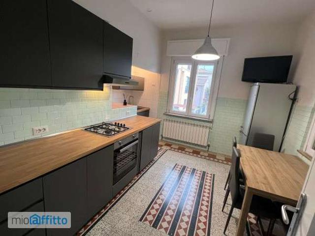 Villa Indipendente in affitto a Borgotrebbia, Piacenza