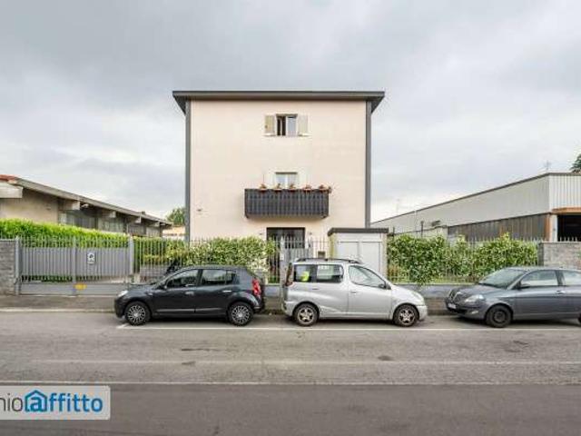 Villa Indipendente in affitto a Assago, Lombardia