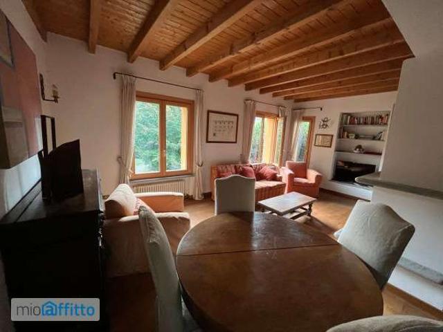 Villa Indipendente in affitto a Piemonte, Novara