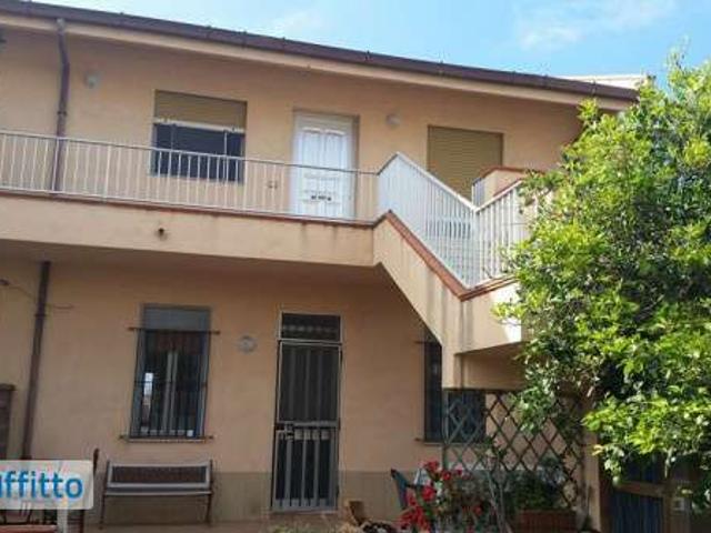Villa Indipendente in affitto a Villafranca Tirrena, Sicilia