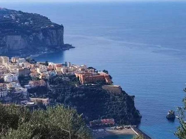 Villa Indipendente in affitto a Bonea, Vico Equense