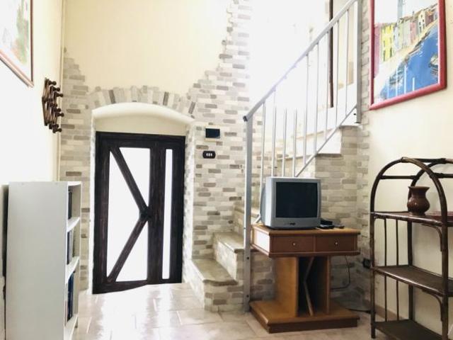 Appartamento in affitto a Puglia, Barletta-andria-trani
