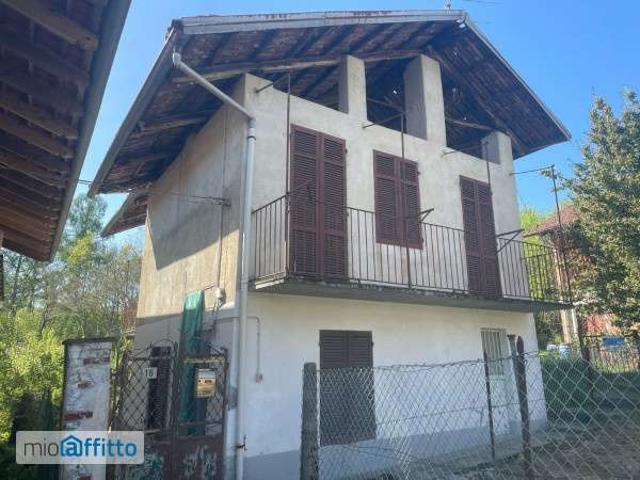 Villa Indipendente in affitto a Piemonte, Biella