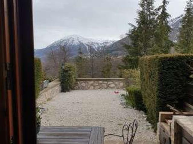 Villa Indipendente in affitto a Cerri, Rocca Di Cambio