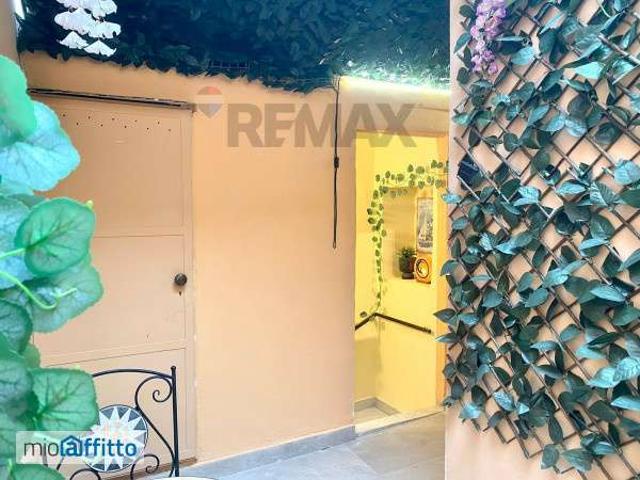 Villa Indipendente in affitto a Antico Corso, Catania
