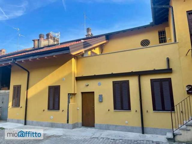 Villa Indipendente in affitto a Gessate, Lombardia