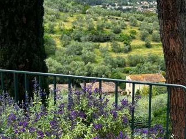 Villa Indipendente in affitto a Quartiere 3, Firenze
