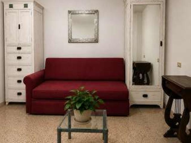 Villa Indipendente in affitto a Unione di Comuni Valdarno e Valdisieve, Rufina