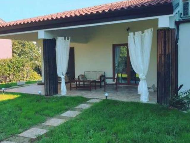 Villa Indipendente in affitto a Aurisina, Friuli-Venezia Giulia