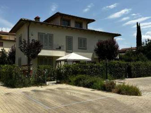 Villa Indipendente in affitto a Quartiere 3, Firenze