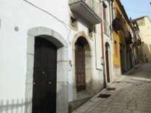 Villa Indipendente in affitto a Parolise, Campania