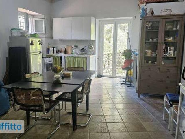 Villa Indipendente in affitto a Pizzoli, Abruzzo