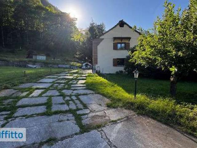 Villa Indipendente in affitto a Bannio Anzino, Piemonte