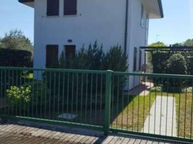 Villa Indipendente in affitto a Rosolina, Veneto