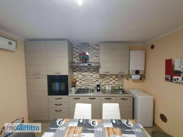Villa Indipendente in affitto a San Felice, Endine Gaiano
