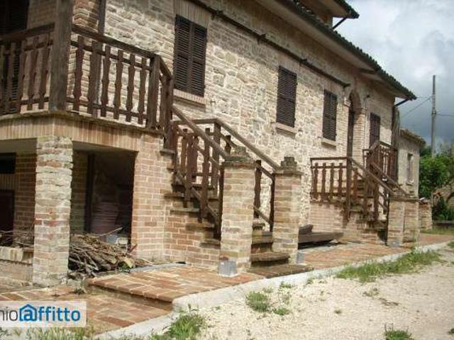 Villa Indipendente in affitto a Marche, Macerata