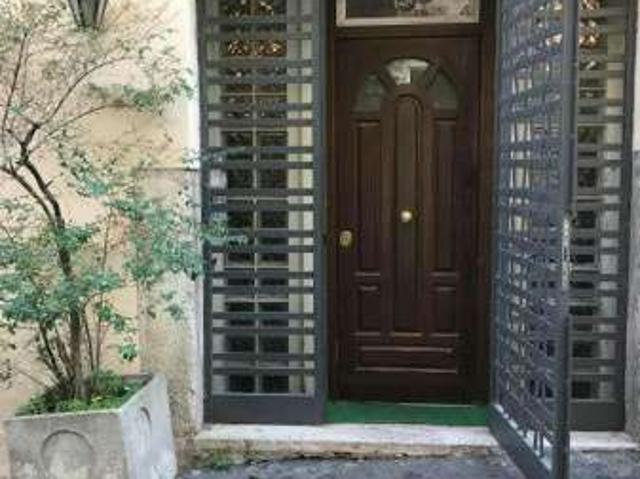 Villa Indipendente in affitto a Municipio Roma I, Roma Capitale