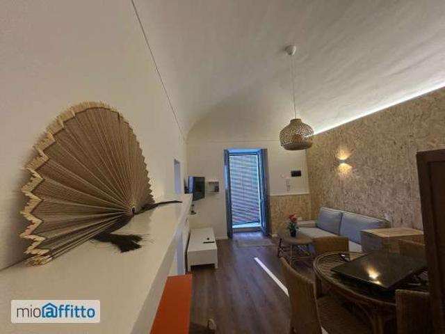 Villa Indipendente in affitto a Trecastagni, Catania