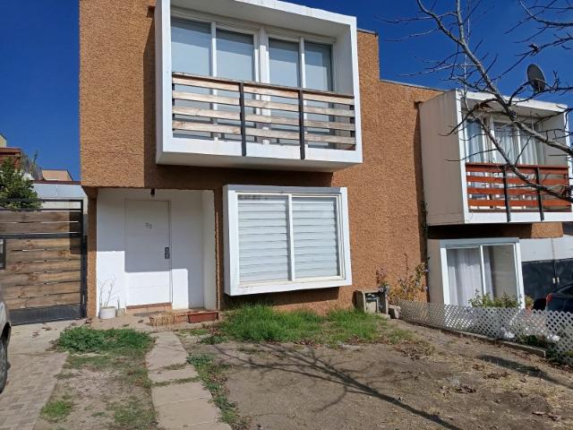 Casa en arriendo en Quilpué, Valparaíso