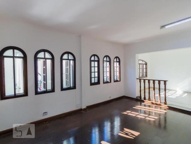Casa aluguel em Parque das Paineiras, São Paulo