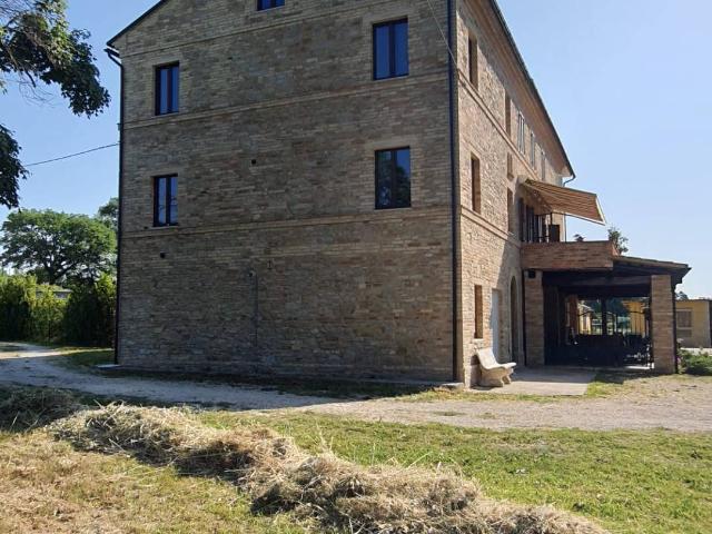 Villa Indipendente in vendita a Marche, Fermo