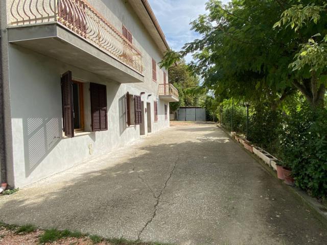 Villa Indipendente in vendita a Marche, Fermo