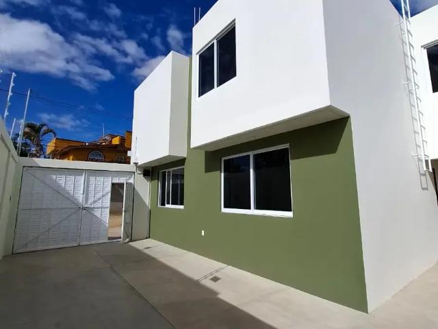 Casa en venta en Santa María Atzompa, Oaxaca