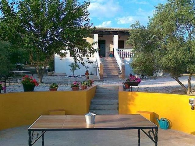 Casa en alquiler en La Puebla De Los Infantes, Andalucía