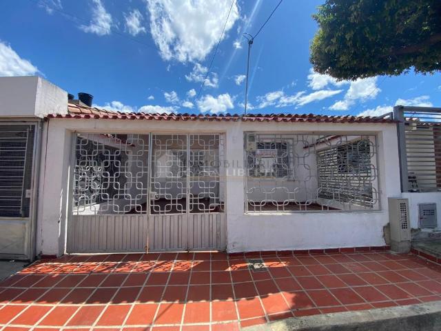 Casa en arriendo en Chaparral, Los Patios