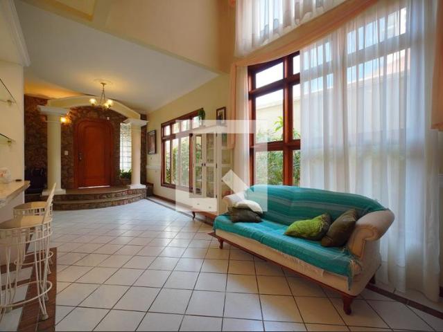 Casa aluguel em Região Geográfica Imediata de Florianópolis, Desterro