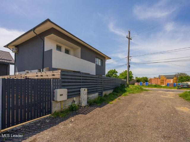 Casă vânzări în Dumbraveni, București