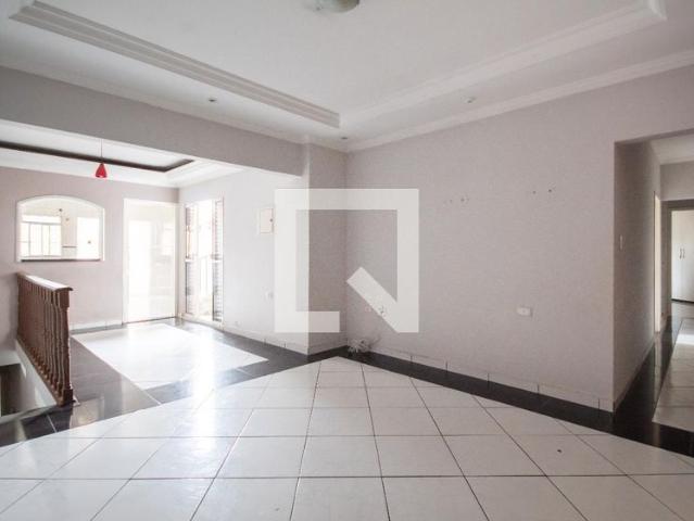 Casa aluguel em Amargosa, São Paulo