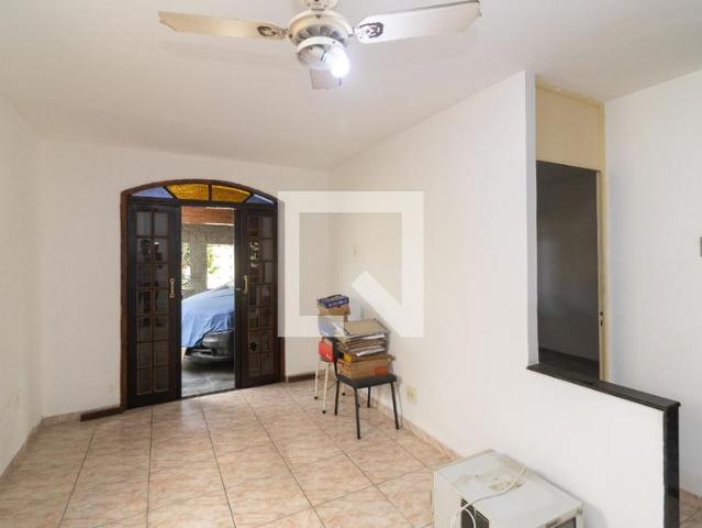 Casa aluguel em Região Geográfica Imediata do Rio de Janeiro, Região Metropolitana do Rio de Janeiro