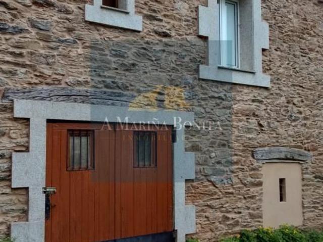 Casa en venta en Baralla, Lugo
